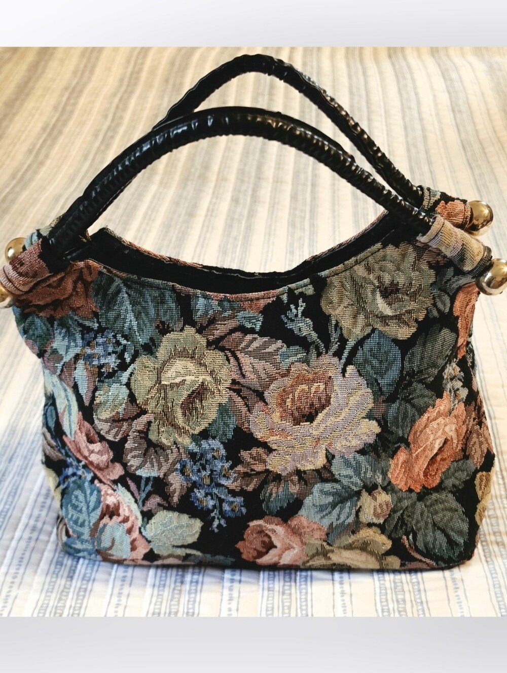 Women's Floral Woven Tapestry Top-Handle Bag in Multicolor With Zipper